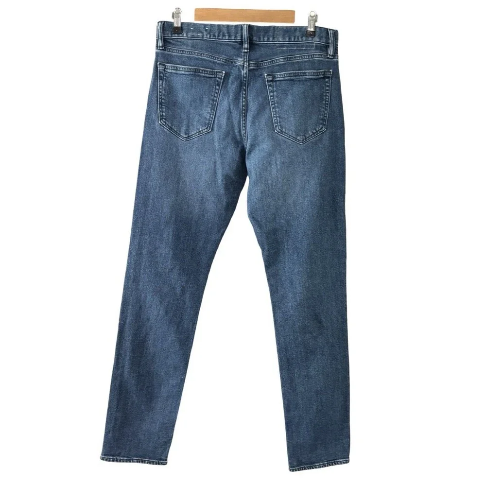 Banana Republic Straight Fit Medium Wash Blue Denim Jeans Men's Size 32 X 34
